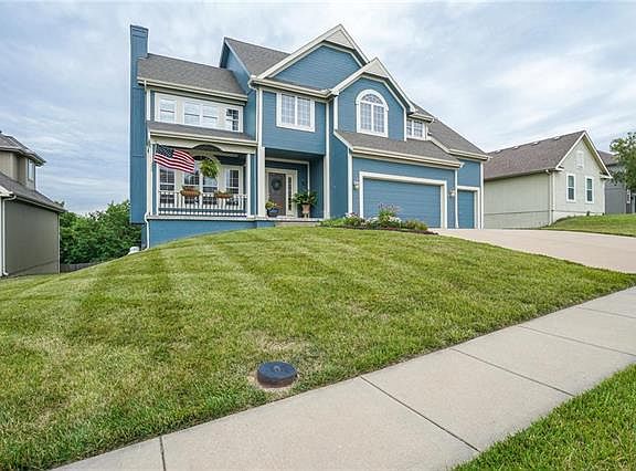 5th image of 806 Cherry Lane