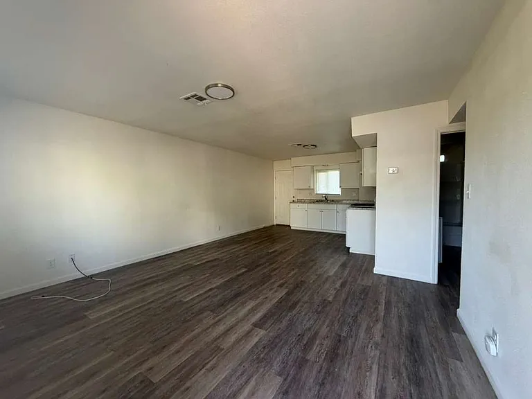 427 N Orange Ave #A — Photo 6