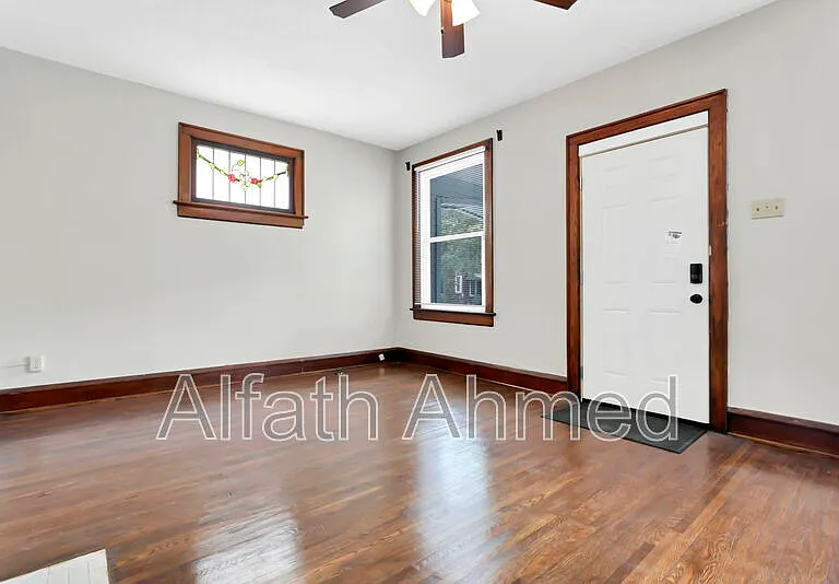 294 Wyandotte Ave — Photo 13