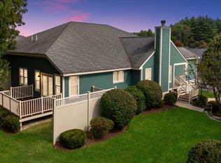 11 Kittanset Rd, Bedford, NH 03110