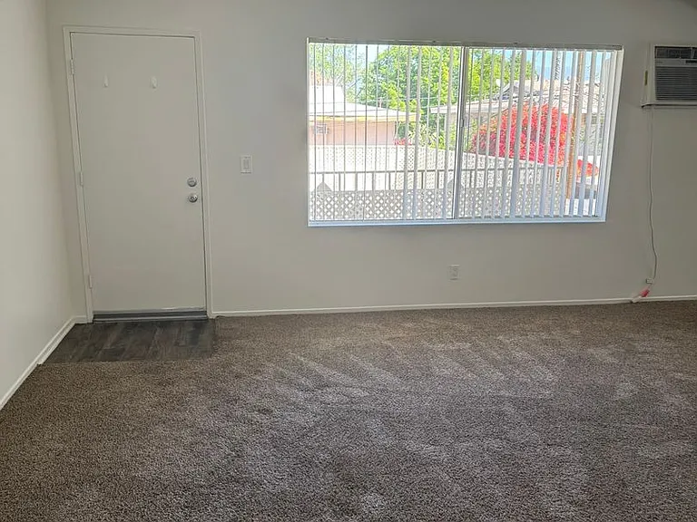 25248 Taylor St — Photo 14