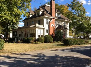 819 Maple St, Mount Vernon, IL 62864