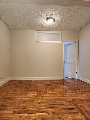 3rd image of 115 E 116th St APT 2a