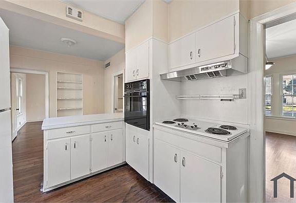 5th image of 231 Belvidere Dr