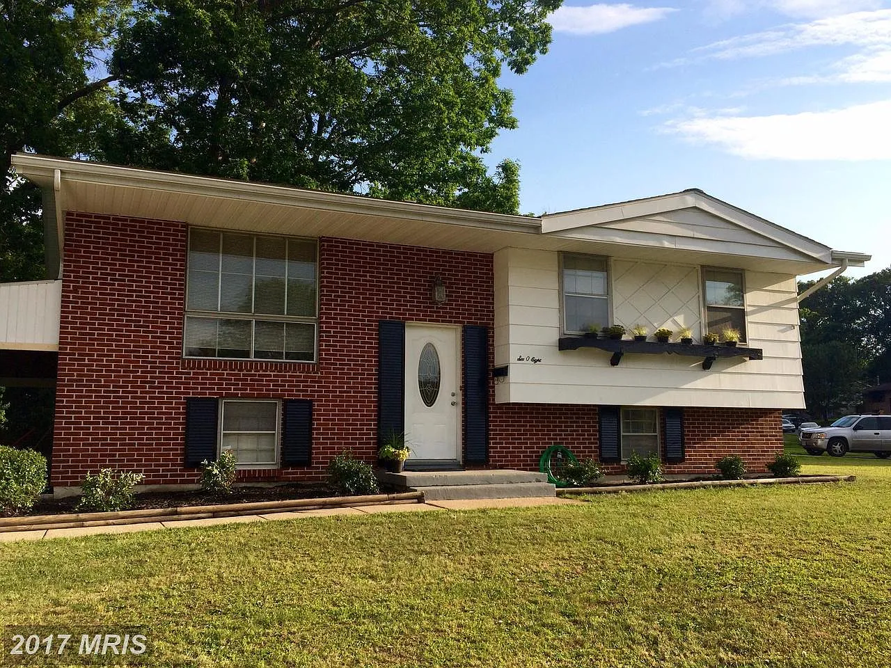 608 Banyan Rd photo 1