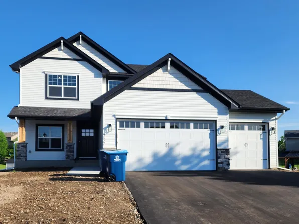 237 Greenway Dr, Delano, MN 55328