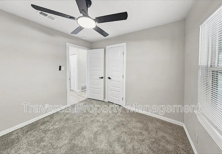 3716 Clotell Dr — Photo 16