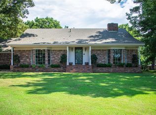 5304 Highland Dr, Fort Smith, AR 72903