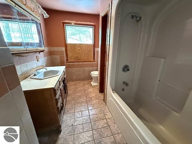 10th image of this home