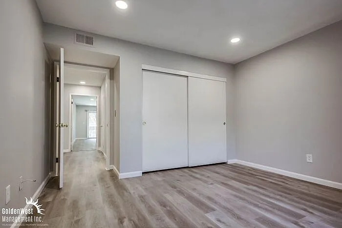 6357 Rancho Mission Rd #5 — Photo 10
