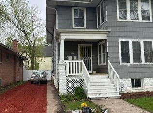 237 W 114th St, Chicago, IL 60628