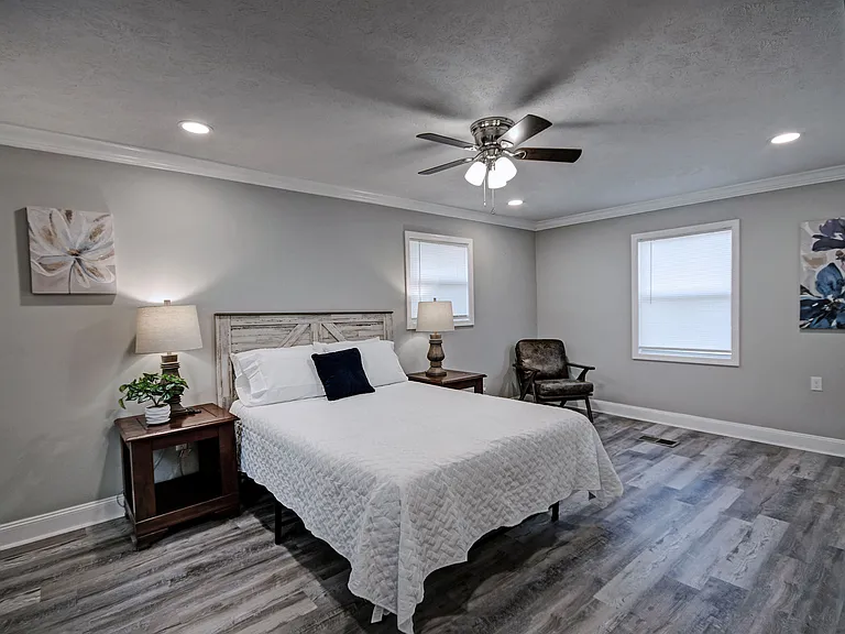 105 Sunset Dr — Photo 25