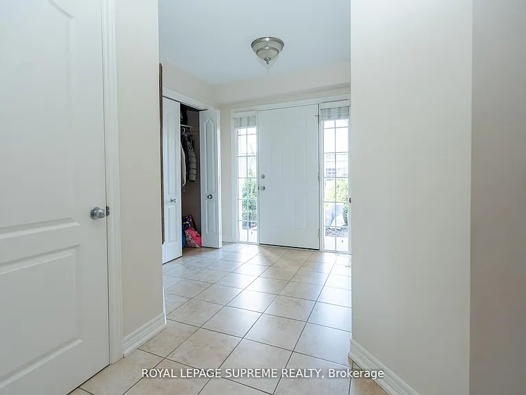 31 1/2 Thorold Rd E — Photo 27