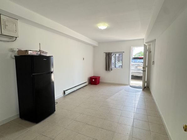 348 Mosel Ave #1GROUND