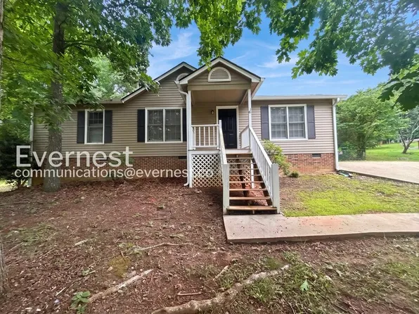 198 Poplar Point Dr, Carrollton, GA 30116