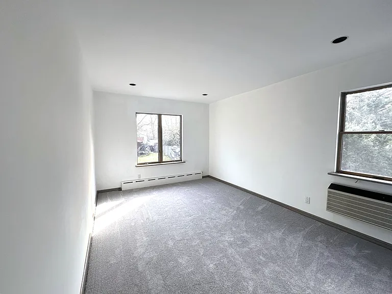 66-05 Dartmouth St #1 — Photo 7