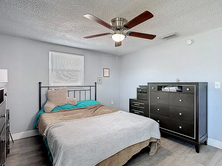 5913 Appletree Rd — Photo 6