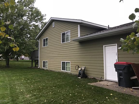 4th image of 1213 Bridgeport Ln NW