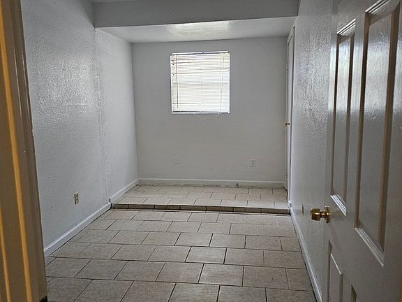 4th image of 303 Betty Jean St APT 3