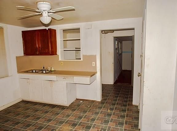 2nd image of 3018 Avenue P