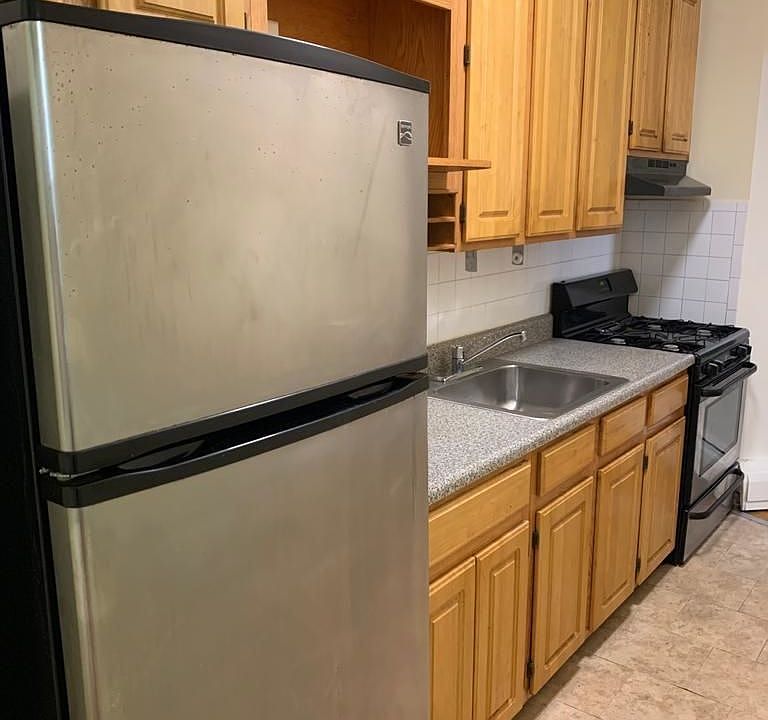 1st image of 267 W 140th St #2A