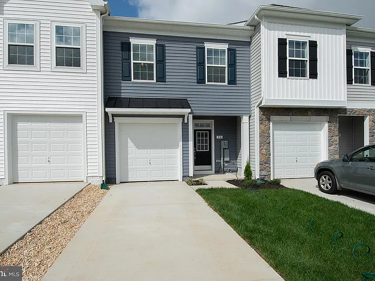 54 Melsonby Dr — Photo 4