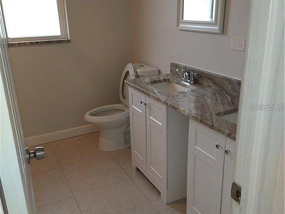 4th image of 2155 Temple St