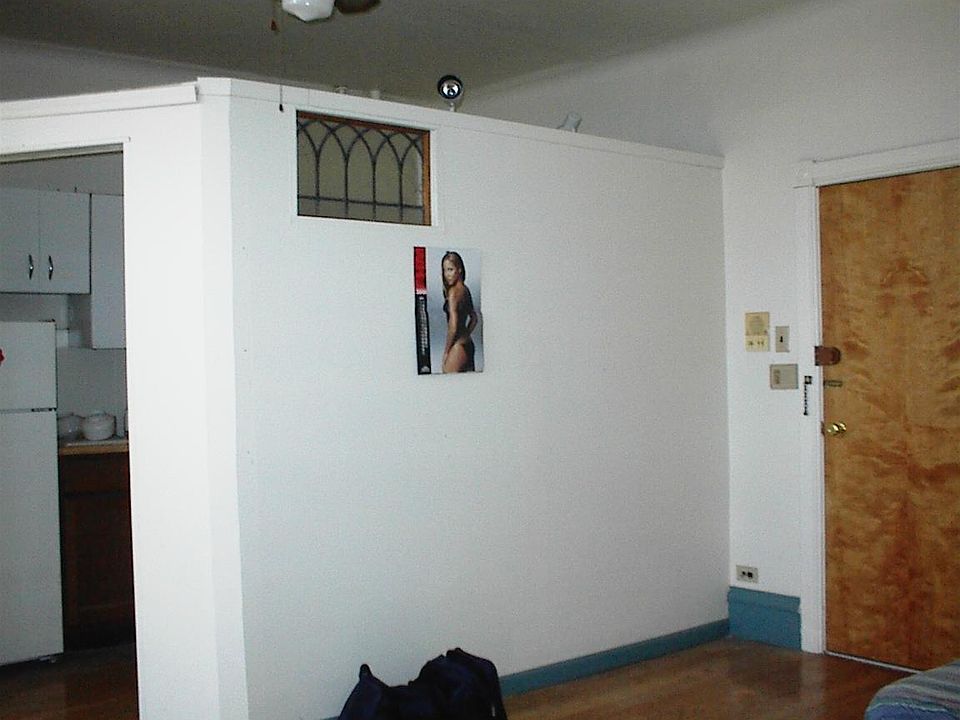 Entrance to apartment and kitchen entrance