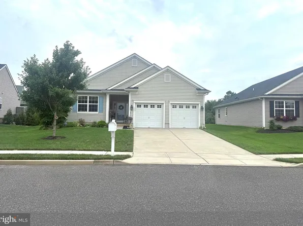 48 E Dehart Ave, Clayton, NJ 08312