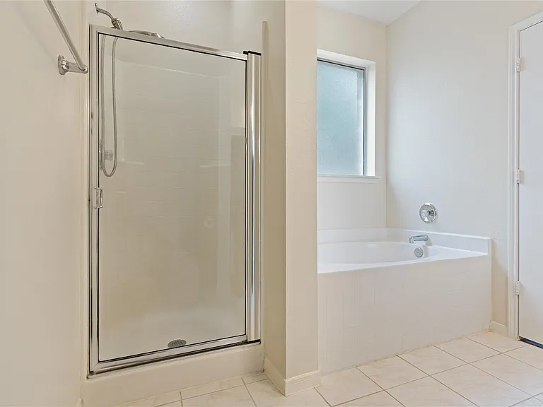 7814 Yaupon Ranch Ct — Photo 25