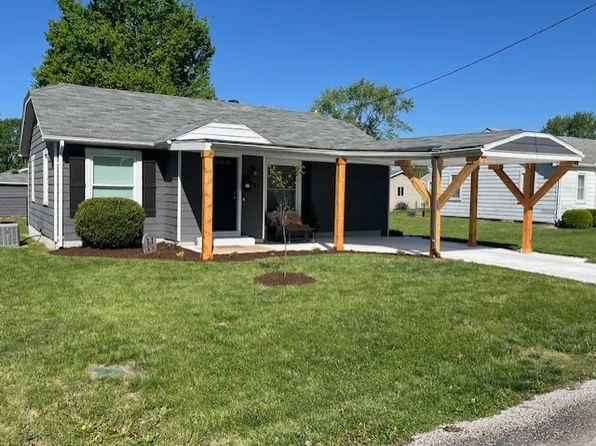 807 S Oakwood St, Effingham, IL 62401