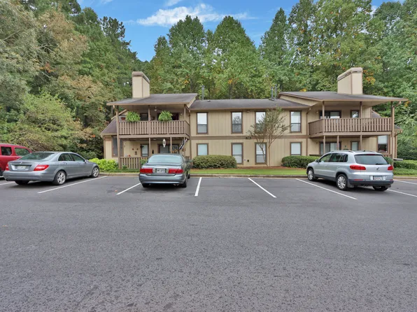 705 Woodcliff Dr, Sandy Springs, GA 30350