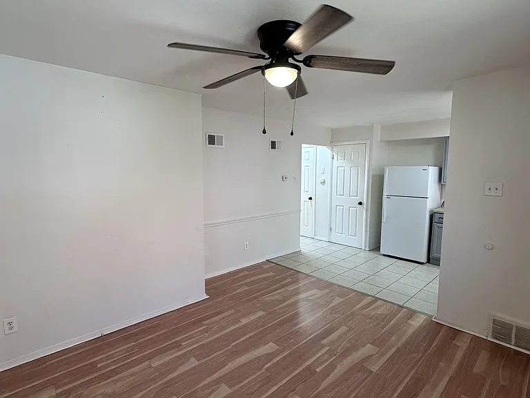 325 Soper St #325 — Photo 3
