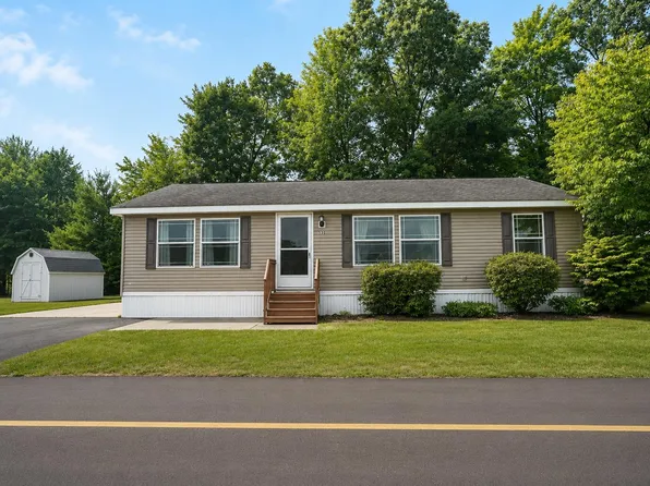 530 E Rainbow Rd, Newaygo, MI 49337