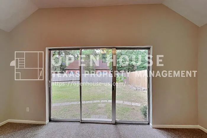 64 Hickory Oak Dr — Photo 8