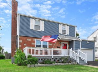 502 Lighthouse Rd, New Haven, CT 06512