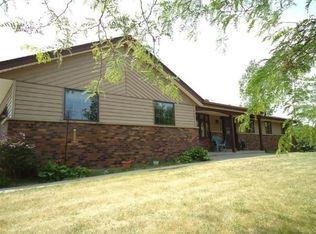 5651 Mile Rd, Allenton, WI 53002