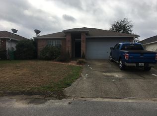 1941 Catline Cir, Navarre, FL 32566