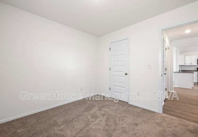 2637 E Gila Way — Photo 17