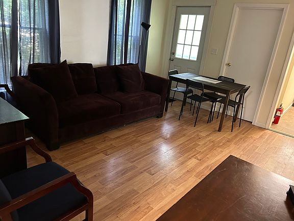 5th image of 66 Lincoln Ave #1