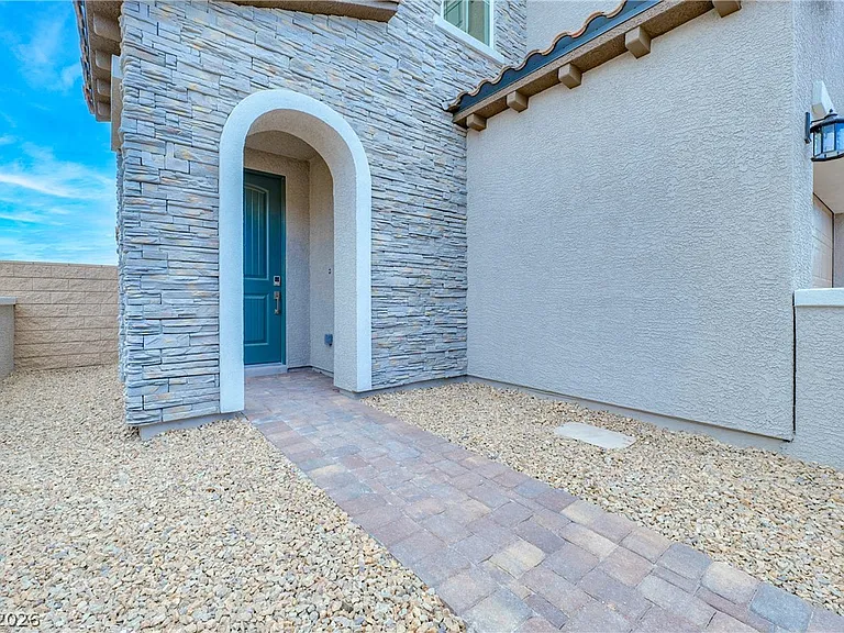 8922 Wallner St — Photo 3