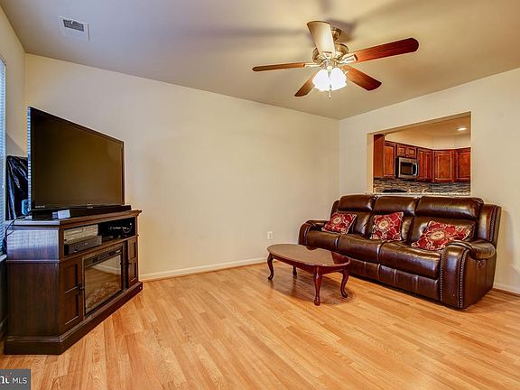 5th image of 13907 Highstream Pl #807