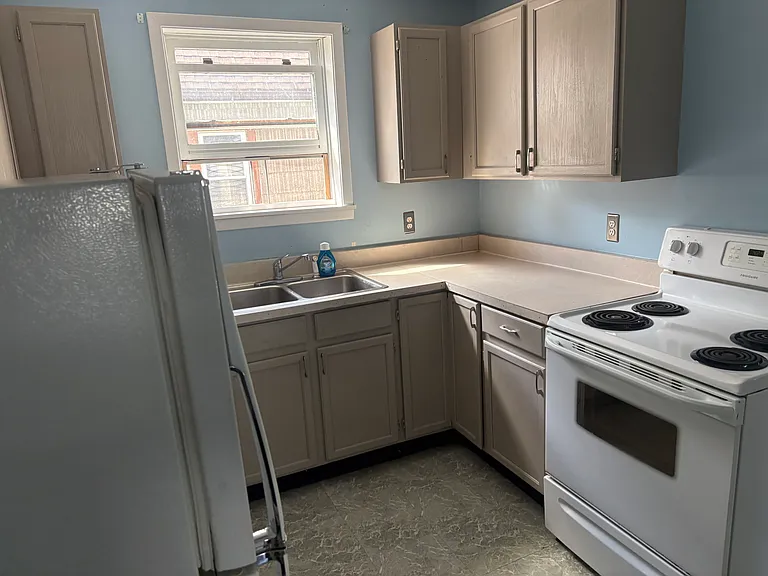 212 Abbott Rd #2 — Photo 2