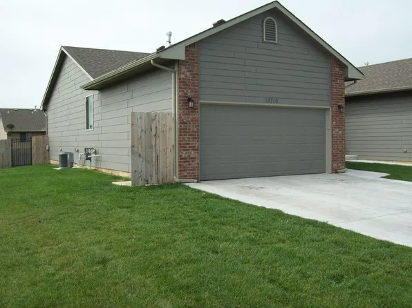 5340 N Cypress St, Wichita, KS 67226