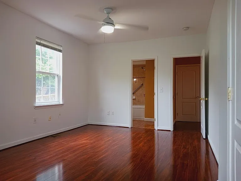 2603 Hamlin St NE — Photo 11