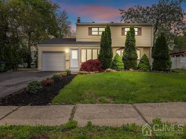 394 Durham Ave, Edison, NJ 08817