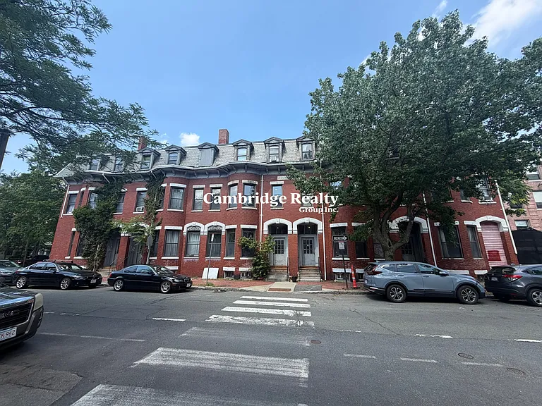 179 Harvard St #3 — Photo 21