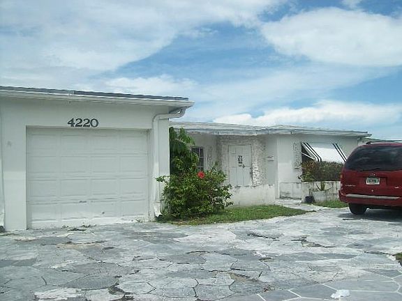 4th image of 4220 NW 51st Ave