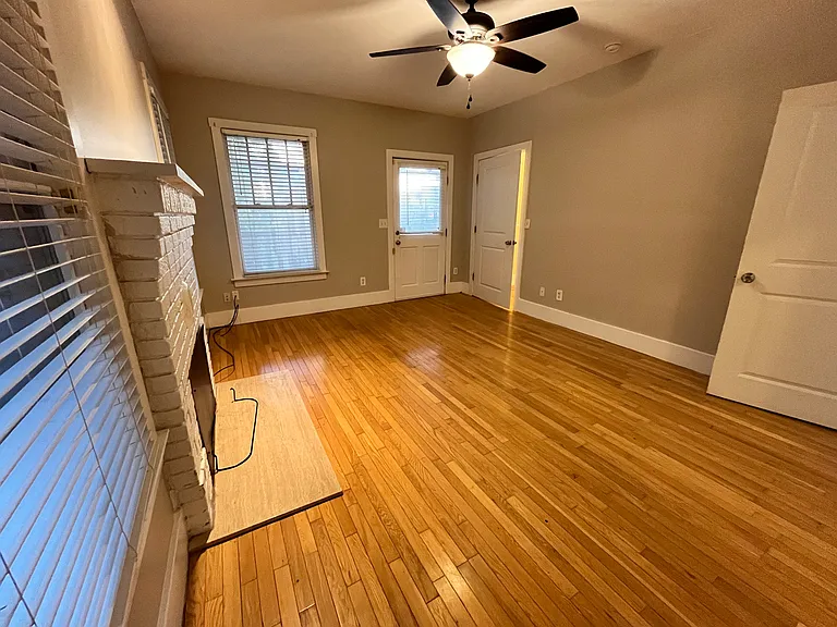 1721 Perry St #1 — Photo 7