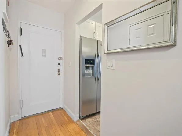 70 Sherman Avenue #2F, Yonkers, NY 10705